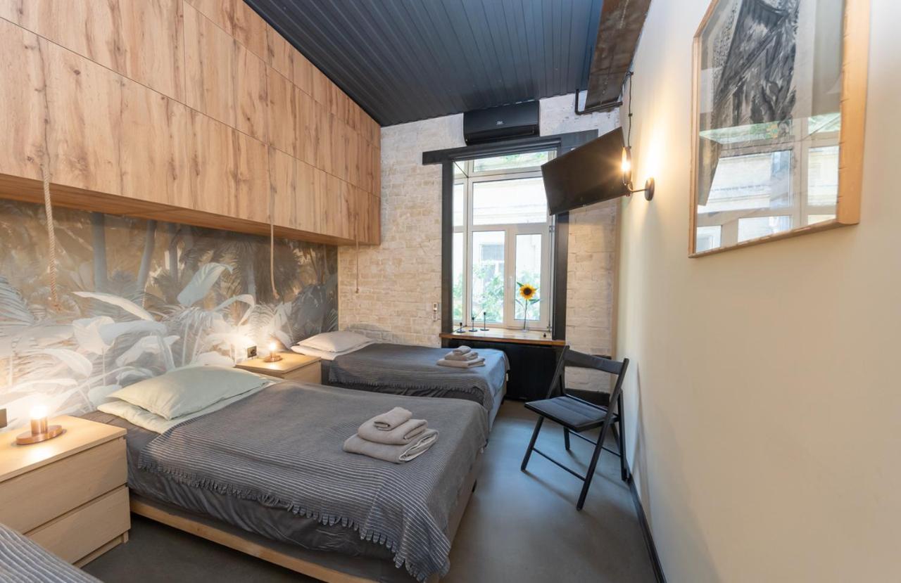 Apart Hotel On Zoloti Vorota 基輔 外观 照片